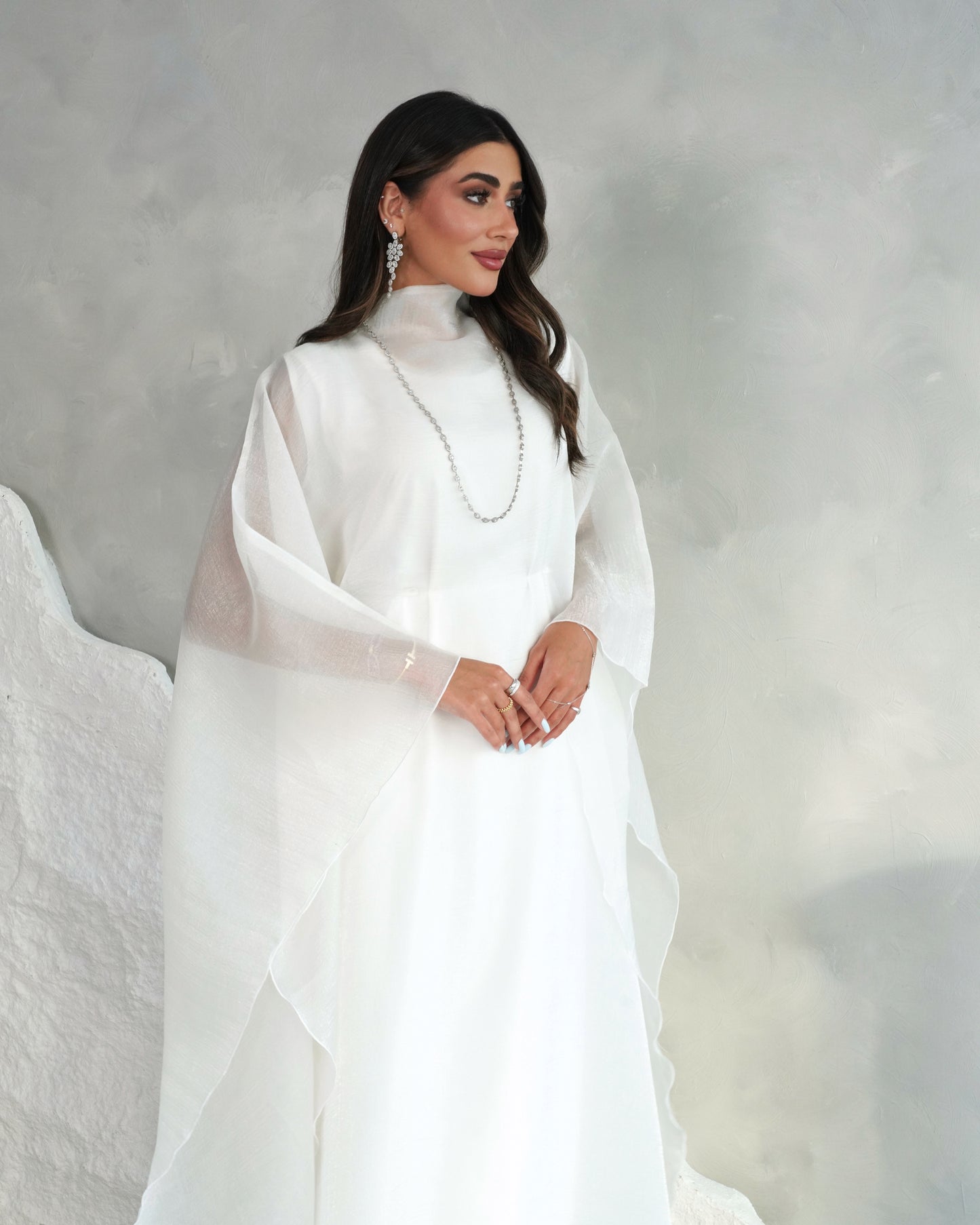 noor veil cape – ivory white