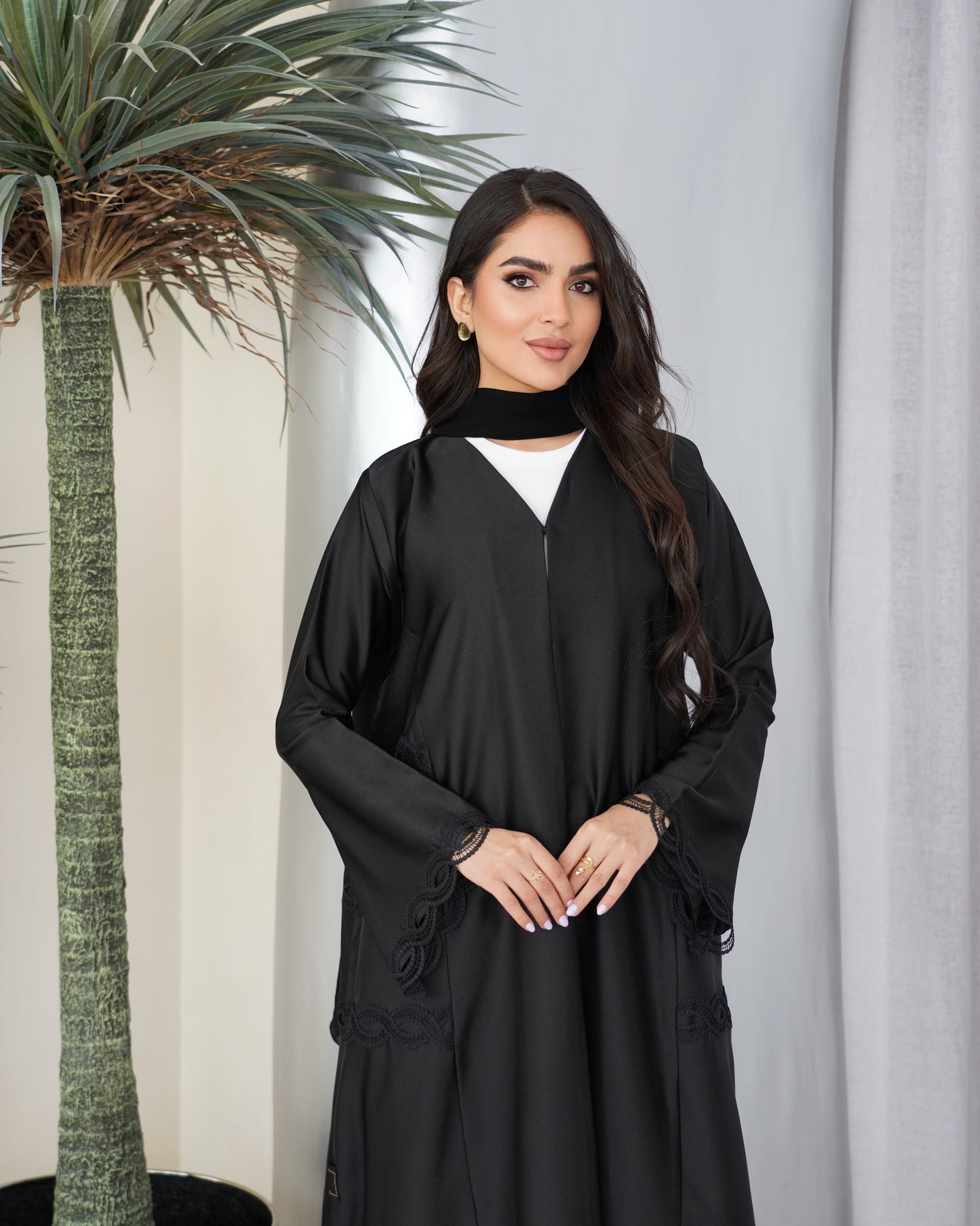 ebony scroll abaya